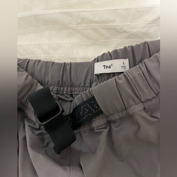 Aritzia TNA pants - Picture 3 of 5